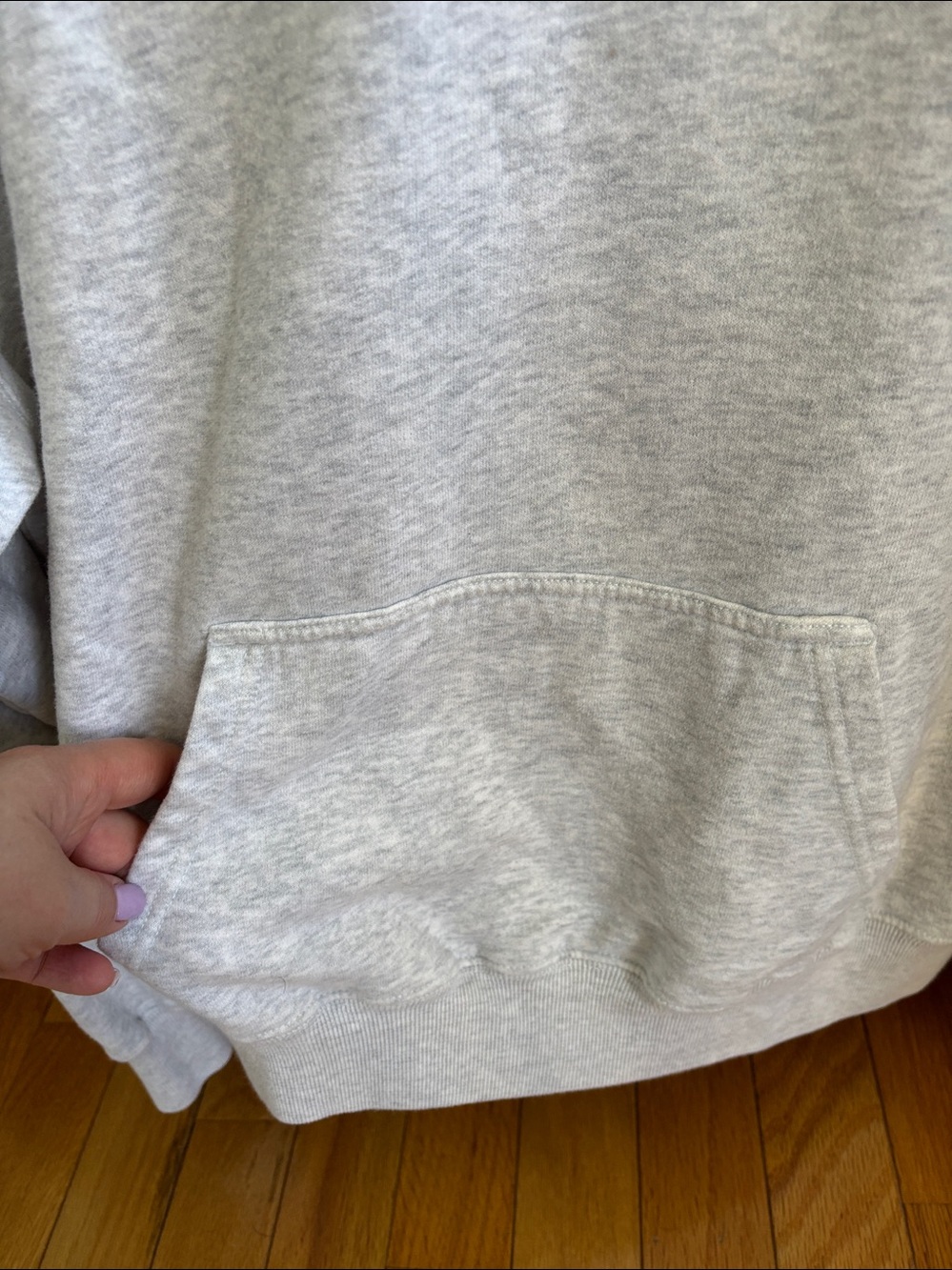 Hollister Women’s Oversized Teddy Bear Graphic Hoodie in Light Heather, XS - Picture 5 of 8